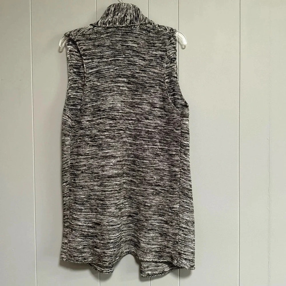 GAP Black and White Marled Textured Long Sweater Vest 100% Cotton Size Small - Picture 2 of 6